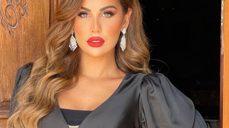 الفنانة مي سليم