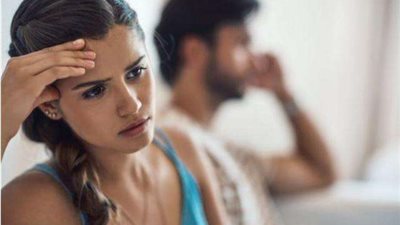 زوجة أمام محكمة الأسرة: زوجي مش راجل |تفاصيل غريبة