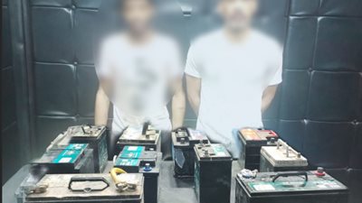 بعد ارتكاب 11 واقعة.. القبض على شخصين تخصصا في سرقة بطاريات السيارات بالقاهرة