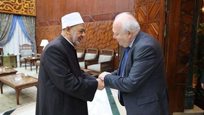 شيخ الأزهر يستقبل ممثل الأمم المتحدة لبحث تعزيز التعاون المشترك