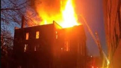 حريق يلتهم منزلًا مكونًا من 3 طوابق في أسيوط