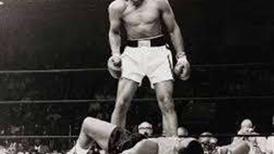 في ذكري رحيله.. تعرف علي أبرز الأعمال الفنية التي تحدثت عن الأسطورة كلاي