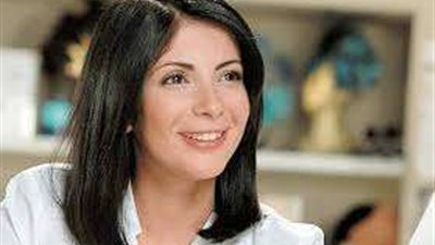 منى زكي تحصد جائزتين في يومين عن دورها في مسلسل تحت الوصاية