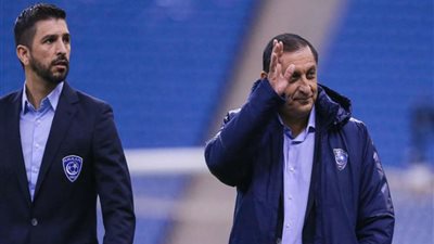 الهلال السعودي يعلن رحيل رامون دياز من تدريب الفريق