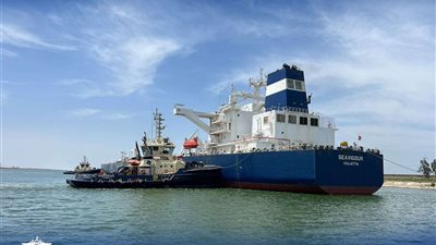 الفريق أسامة ربيع: حركة الملاحة بالقناة منتظمة من الاتجاهين