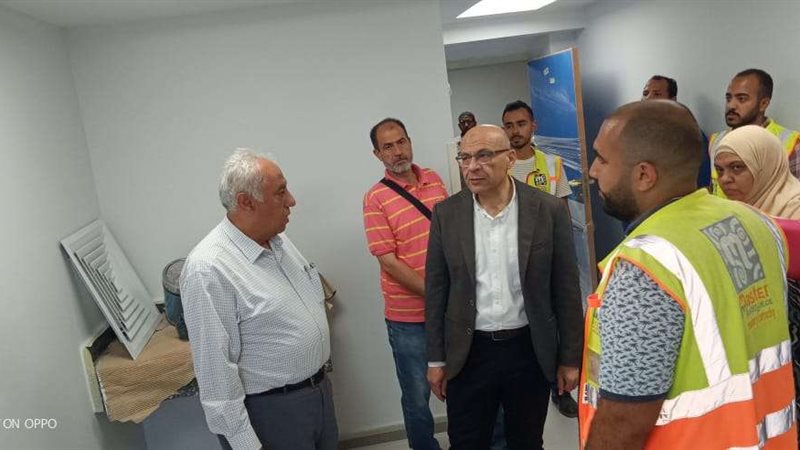 الدكتور احمد انور