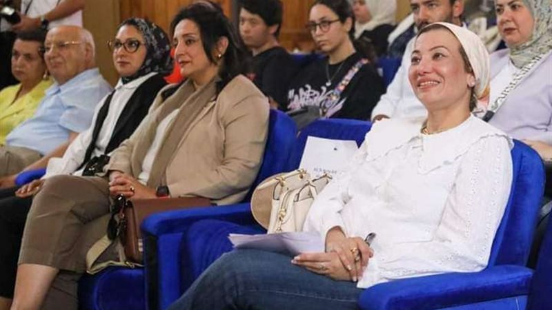حملة حكاوى من ناسها
