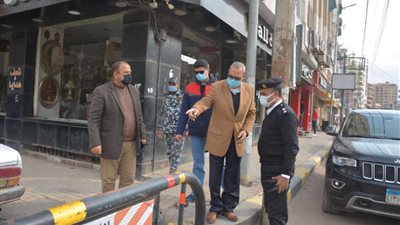 محافظ القليوبية يتابع تصريف مياه الأمطار على الطريق الزراعي