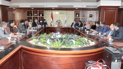 تفاصيل الاجتماع الدوري بأعضاء مجلسي النواب والشيوخ مع محافظ بني سويف