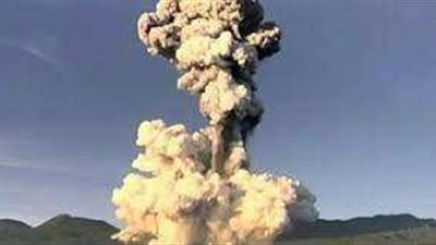 بركان كوتوباكسى يسبب 19 زلزالًا ويصل لارتفاع ألف متر فى الإكوادور