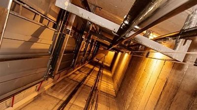 مصرع دكتور جامعي إثر سقوطه بمصعد منزله بالشيخ زايد