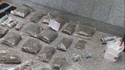 القبض على 4 أشخاص بحوزتهم أدوات تصنيع تستخدم فى طبخ المخدرات