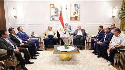 محافظ جنوب سيناء يستعرض إنجازات قطاع النقل والمواصلات أمام النواب