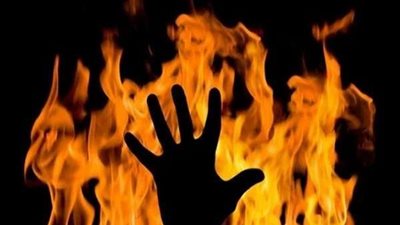 شاب يشعل النيران في خاله بعد اكتشاف علاقته بزوجته!