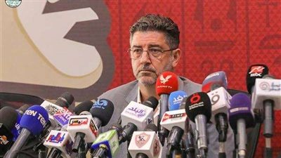 فيتوريا: نتابع حوالي 40 لاعباً خارج مصر من مواليد 2000