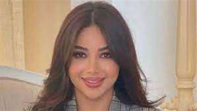 مفاجأة جديدة في واقعة سفر روان عليان نجمة أراب إيدول للخارج بصغيرتها