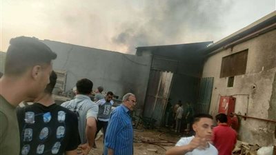 السيطرة على حريق مصنع لأعواد الكبريت بالقليوبية