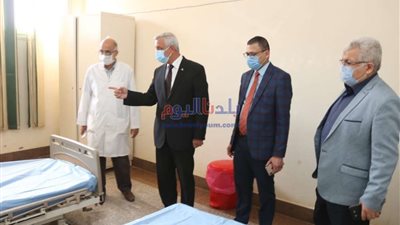 مبارك يتابع بدء امتحانات الفصل الدراسي الأول بجامعة المنوفية