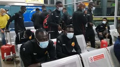 فيتا كلوب يصل إلى مطار القاهرة استعدادا للأهلي في إفريقيا