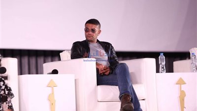 آسر ياسين: أول ست اعاكسها كانت زوجتي