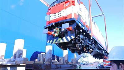 السكة الحديد تستقبل الدفعة الأخيرة من الجرارات الأمريكية