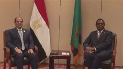 رئيس زامبيا يلتقي بالرئيس السيسي عقب وصوله
