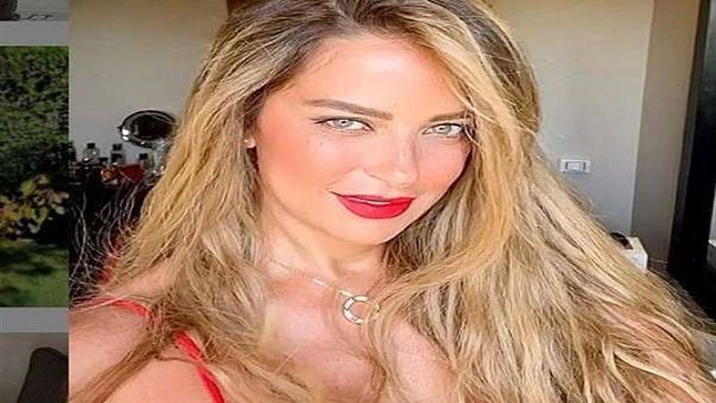 الفنانة ريم مصطفي