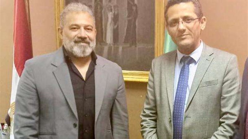 نقيب الصحفيين خالد