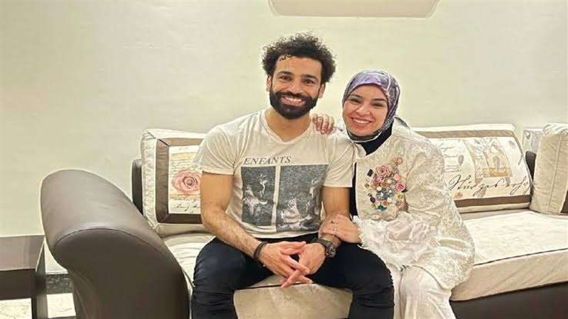 محمد صلاح وشقيقته