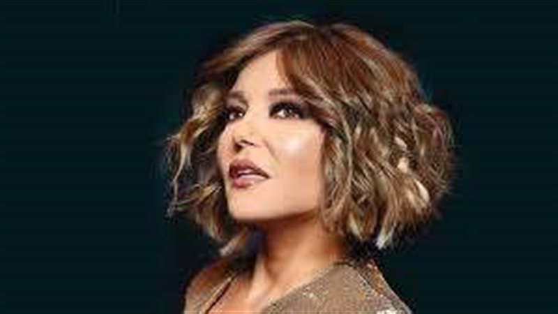 المطربة سميرة سعيد