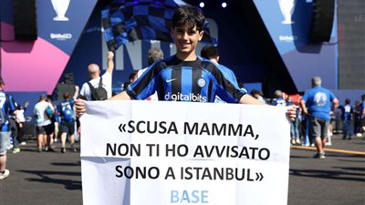 مشجع لإنتر ميلان يسافر من إيطاليا إلى تركيا من أجل نهائي أبطال أوروبا دون علم والدته
