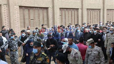 محافـظ المنوفية يتقدم الجنازة العسكرية لشهيد الواجب العقيد أحمد عبد المحسن الدسوقي بمسقط رأسه بقويسنا