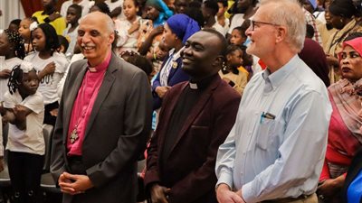 الكنيسة الأسقفية تحتفل بتخرج أوائل الطلاب السودانيين