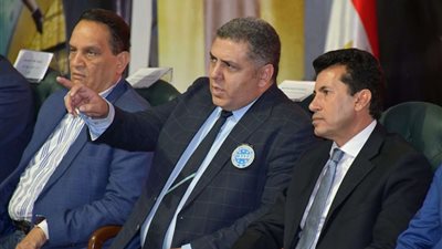 أشرف صبحي يفتتح مباراة مصر وأذربيجان للكيك بوكسينج