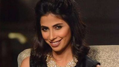 بإطلالة جريئة.. روبي تثير الجدل بين الجمهور (صور)