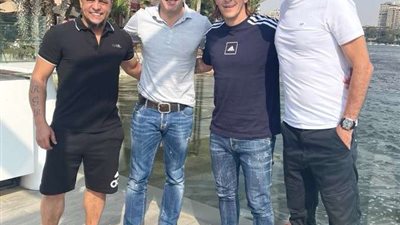 نجيب ساويرس يجمع لاعبي العالم لإعلان جديد ويقرر تغيير اسمه