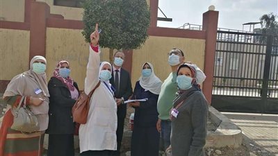وكيل وزارة الصحة بالقليوبية يتابع فرق تطعيم شلل الأطفال