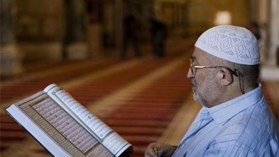 هل الوضوء شرط لقراءة القرأن؟.. دار الإفتاء توضح