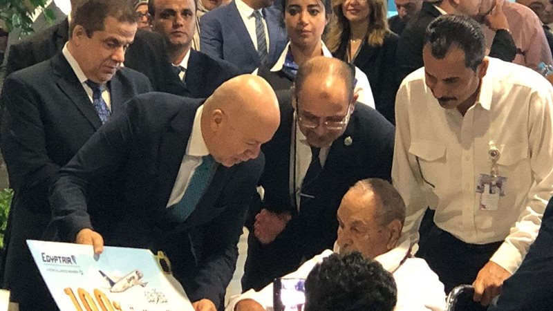 وزير الطيران محمد