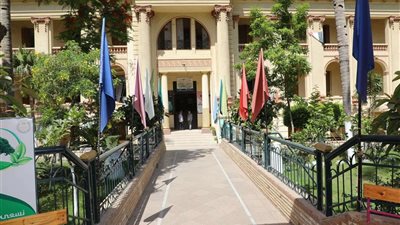 محافظ المنوفية يتفقد محيط لجان امتحانات الشهادة الثانوية العامة