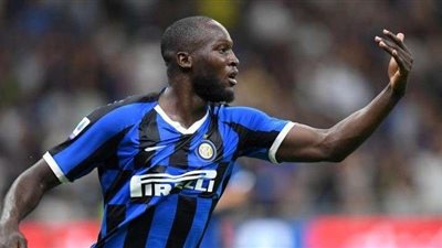 لوكاكو يحصد جائزة أفضل لاعب بالشهر في الدوري الإيطالي