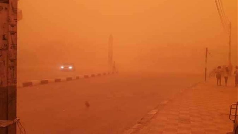 عاصفة ترابية