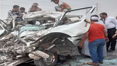 دماء على الطريق.. مشاهد مؤلمة في حادث طريق الكريمات و15 قتيلًا ومصابان حصيلة الضحايا | صور