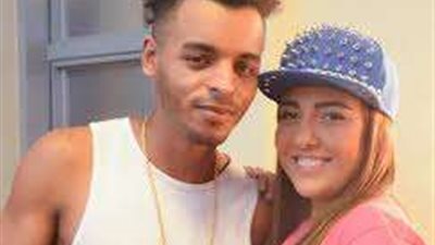 تعاون جديد يجمع مي كساب وزوجها أوكا