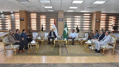 محافظ الشرقية يلتقي رئيس مجلس إدارة شركة التعاون للبترول