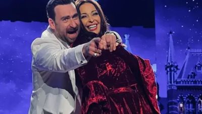 نضال الشافعى يروج لمسرحيته الجديدة 