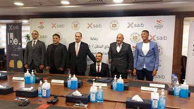 لأول مرة بمصر.. سباح علي كرسي متحرك يستعد لعبور بحر المانش