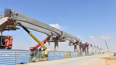 وزير النقل يتفقد أعمال تنفيذ مشروعي مونوريل العاصمة الإدارية الجديدة و القطار الكهربائي LRT