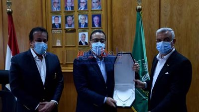رئيس الوزراء يلتقى أعضاء مجلس جامعة المنوفية
