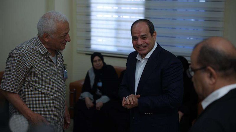 الرئيس السيسي يتفقد